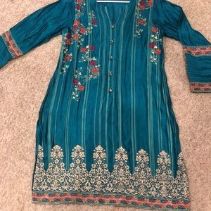 Pakistani designer kurta, shirt, top, kurti
